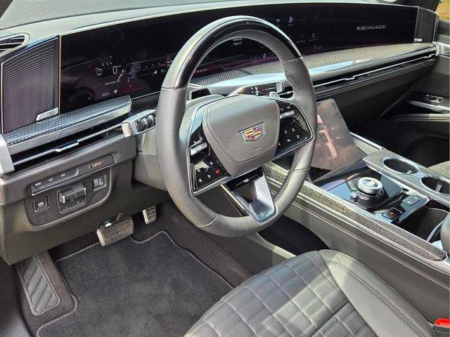 Certified 2025 Cadillac Escalade ESV V w/ LPO, ONYX Package AWD/4WD image 14