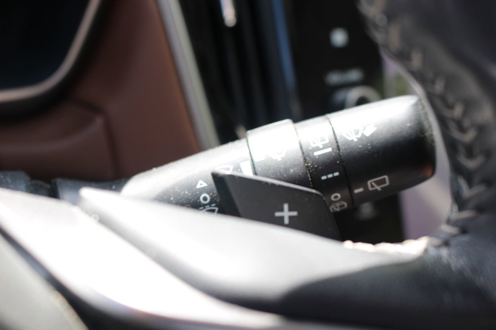 Used 2020 Subaru Outback Touring w/ Popular Package #2 image 24