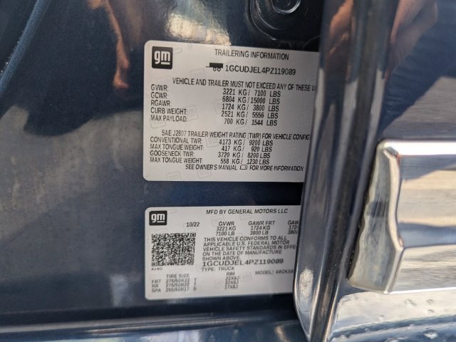 Used 2023 Chevrolet Silverado 1500 High Country w/ Technology Package AWD/4WD image 31