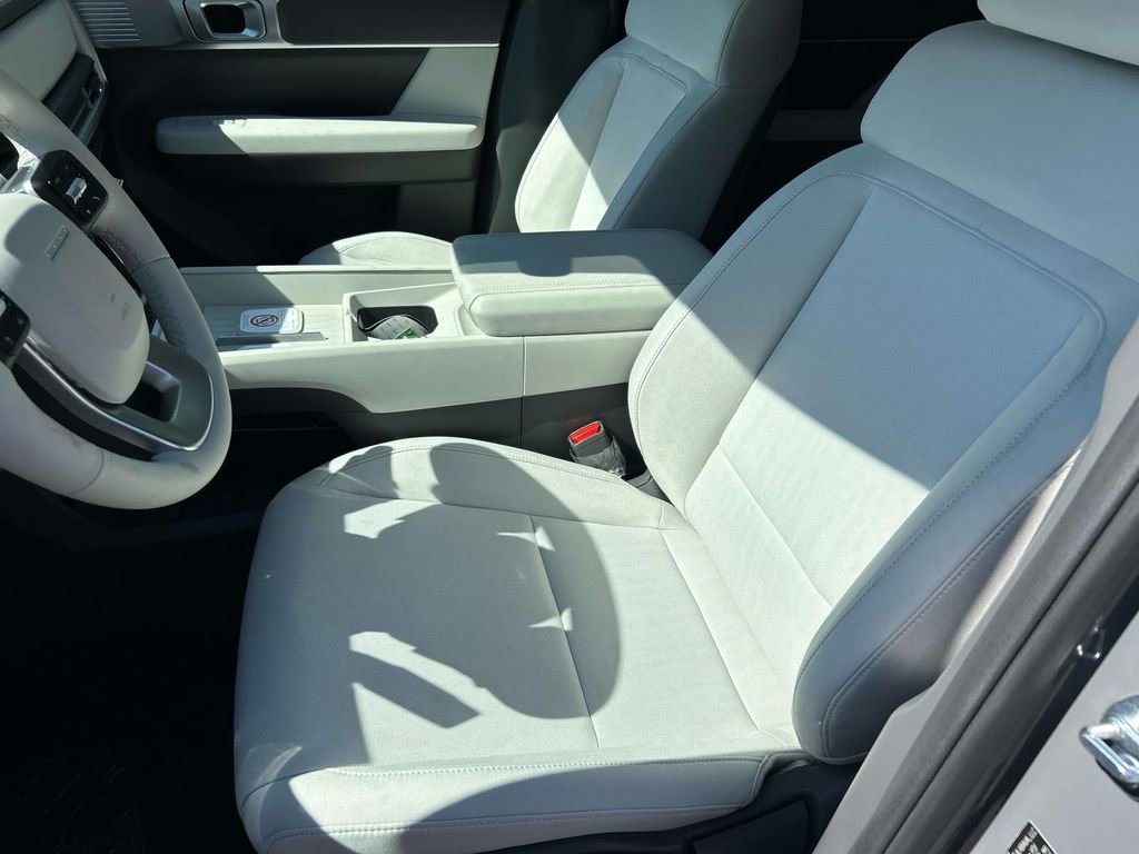 New 2026 Hyundai Santa Fe SE image 13