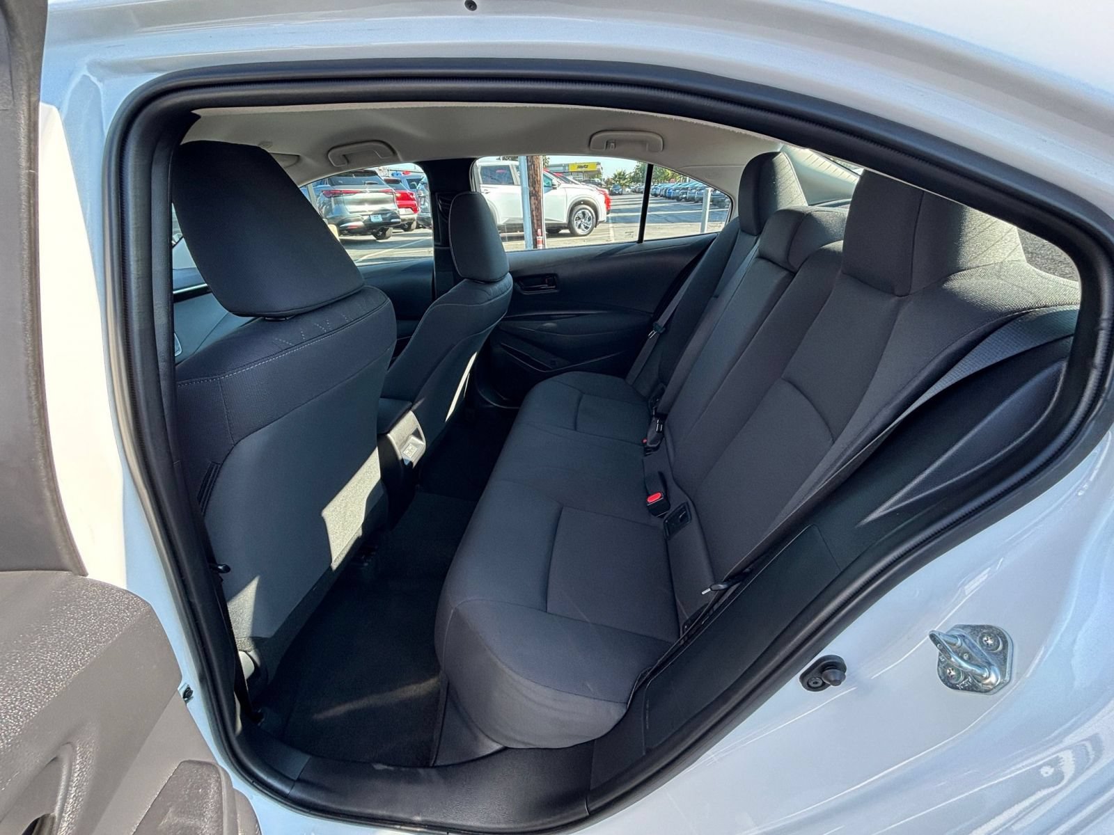 Used 2025 Toyota Corolla LE FWD image 24