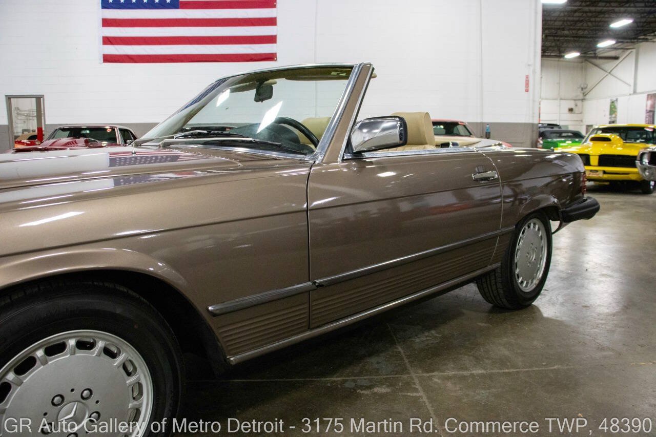 Used 1987 Mercedes-Benz 560 SL image 23