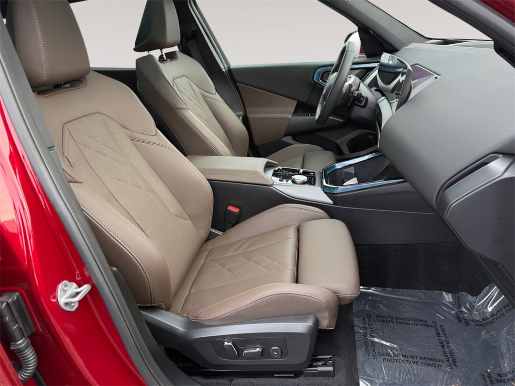 Used 2025 BMW X3 xDrive30i w/ Premium Package image 15