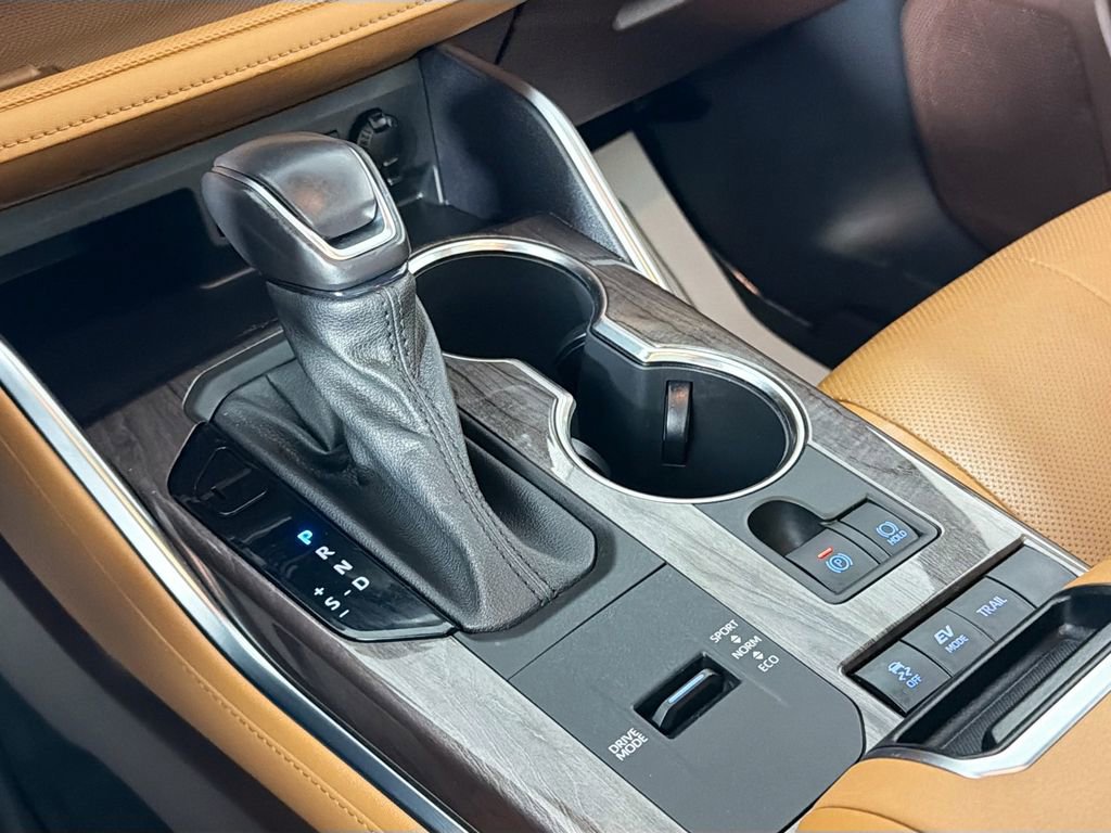 Used 2022 Toyota Highlander Platinum image 17