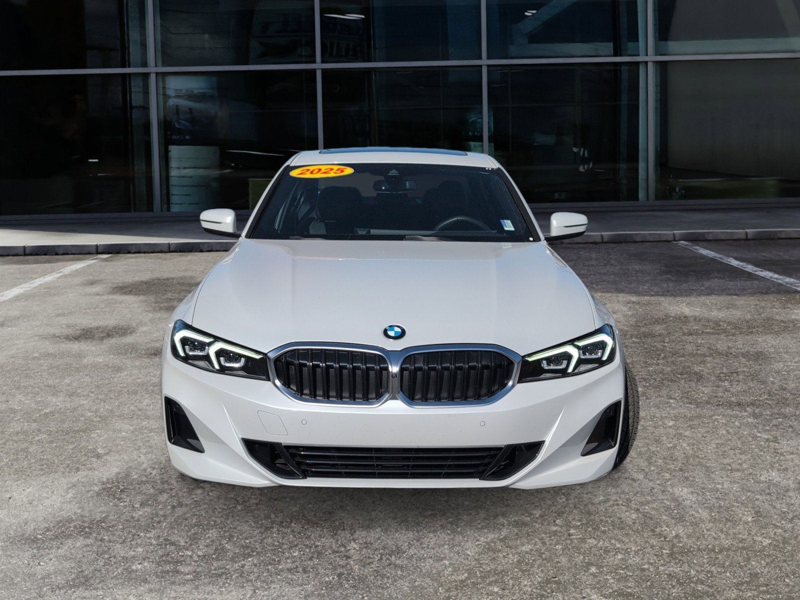 Used 2025 BMW 330i Sedan image 12