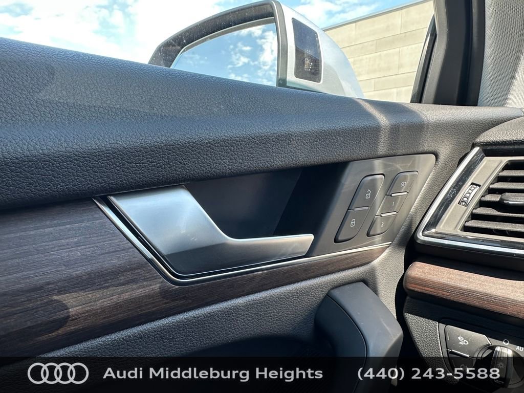 Certified 2024 Audi Q5 e Premium Plus AWD/4WD image 37