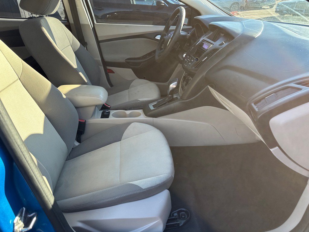 Used 2013 Ford Focus SE FWD image 18