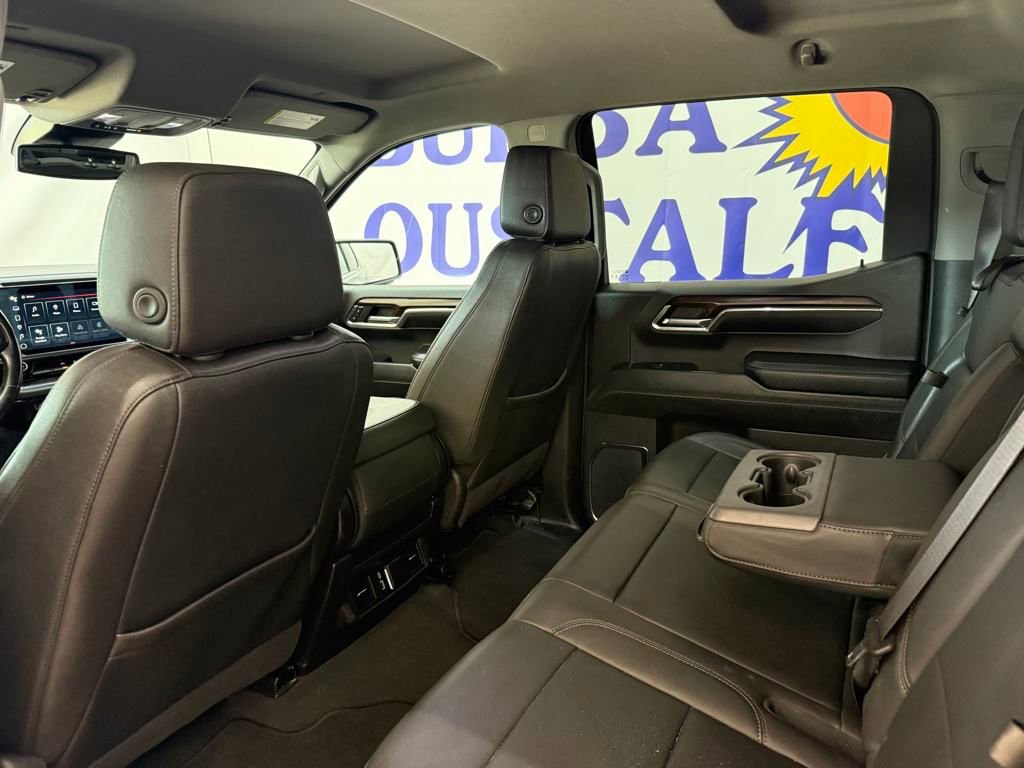 Used 2024 GMC Sierra 1500 SLT image 13
