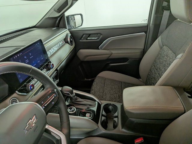 Certified 2024 Chevrolet Colorado ZR2 w/ Technology Package image 29