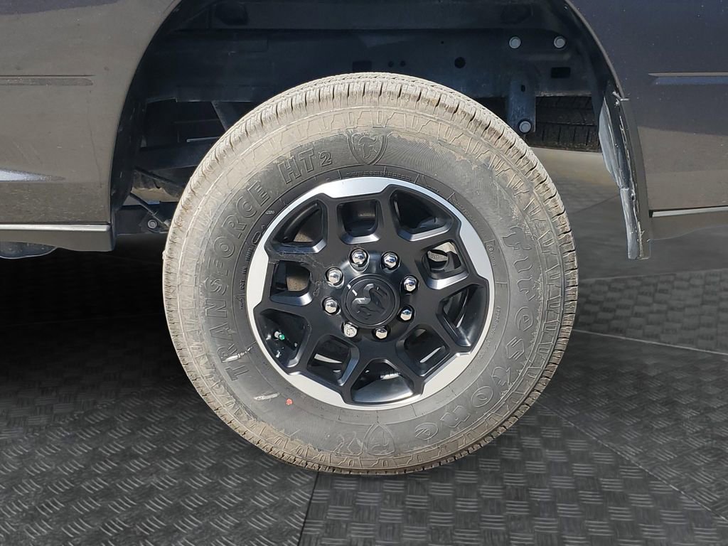 New 2025 RAM 2500 Laramie AWD/4WD image 10