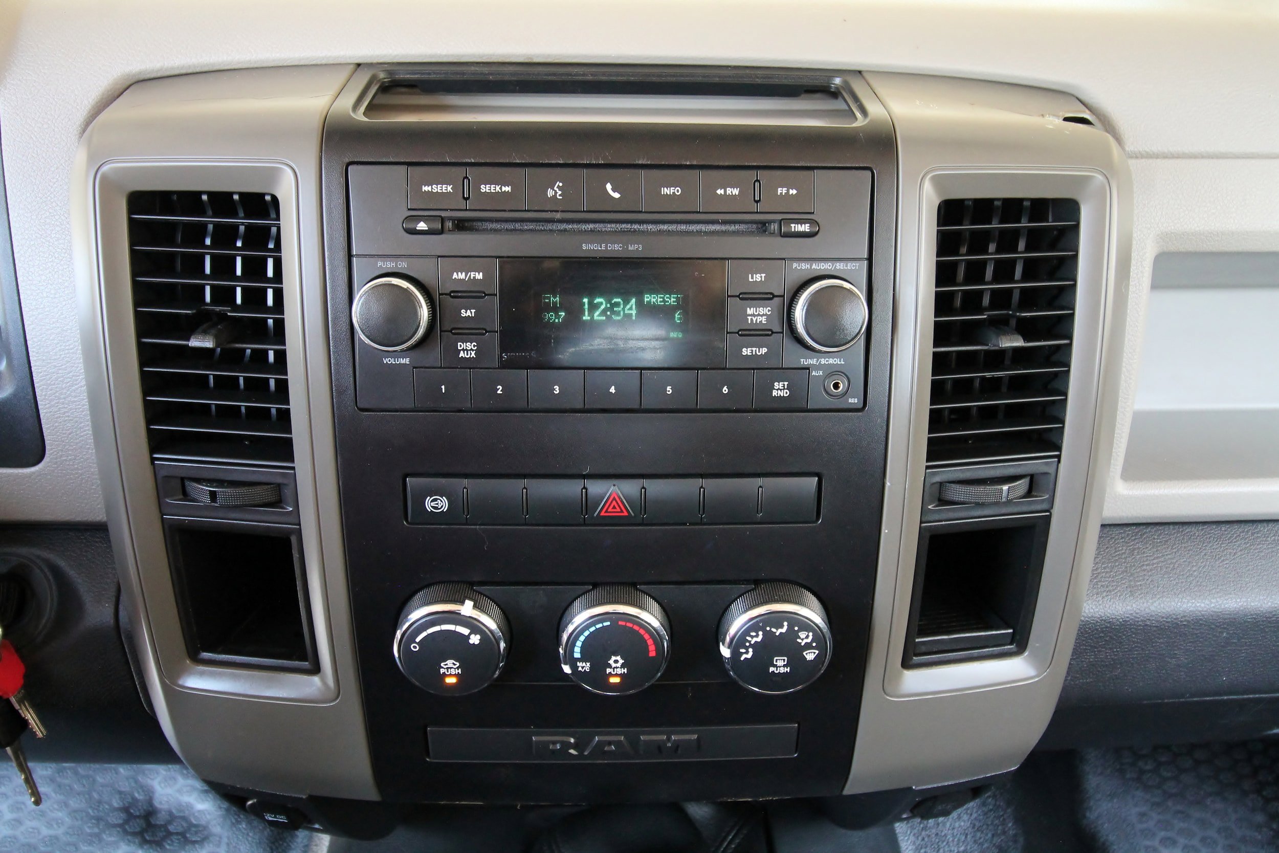 Used 2010 Dodge Ram 3500 Truck ST w/ ST Popular Equipment Group AWD/4WD image 26