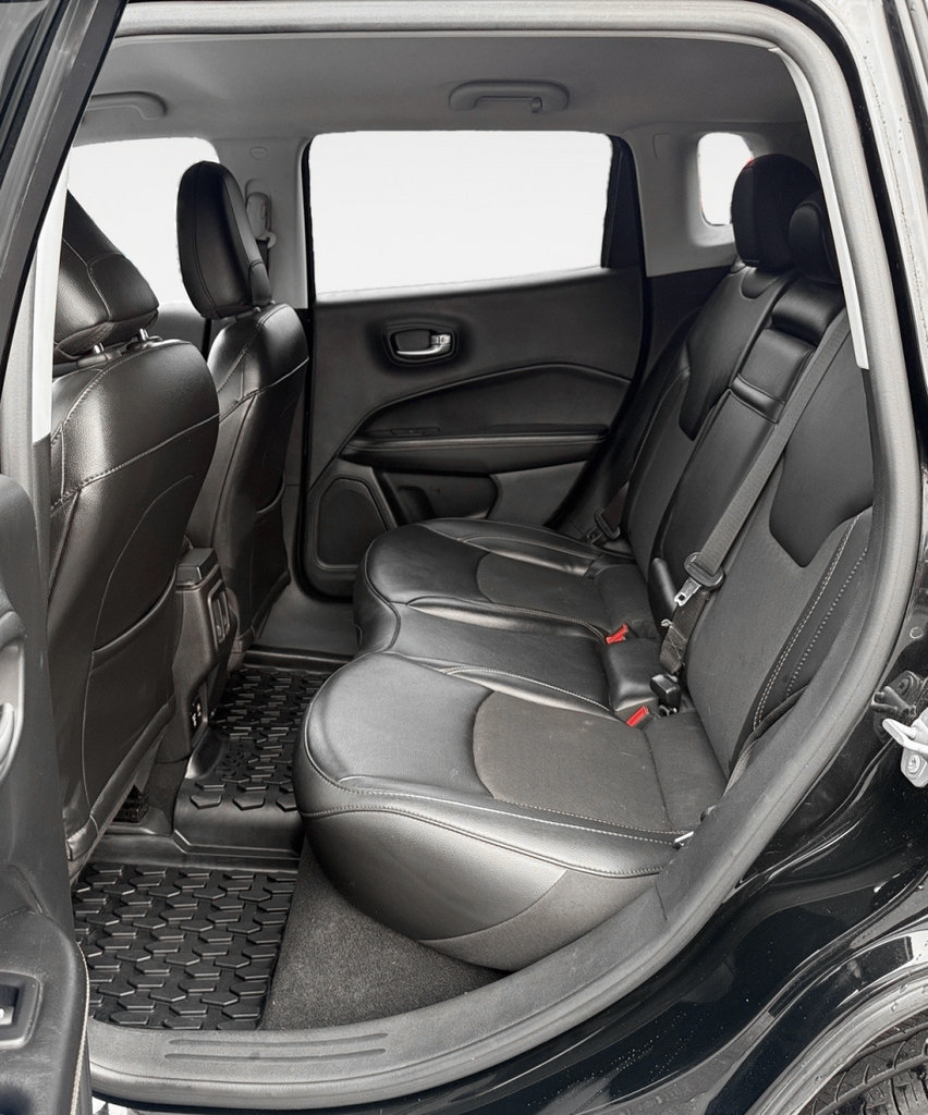 Used 2019 Jeep Compass Latitude AWD/4WD image 13
