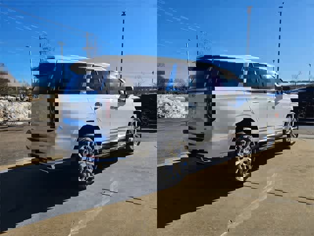 Used 2023 Cadillac Escalade Premium Luxury w/ LPO, Floor Liner Package image 8