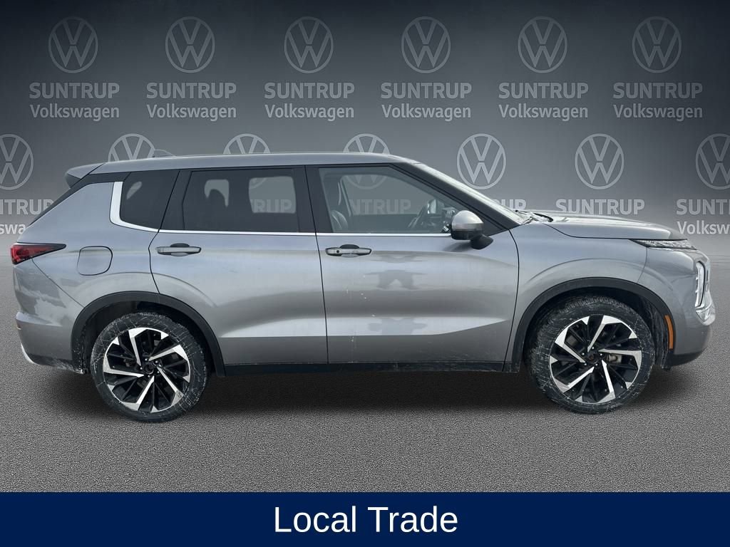 Used 2024 Mitsubishi Outlander SE image 6