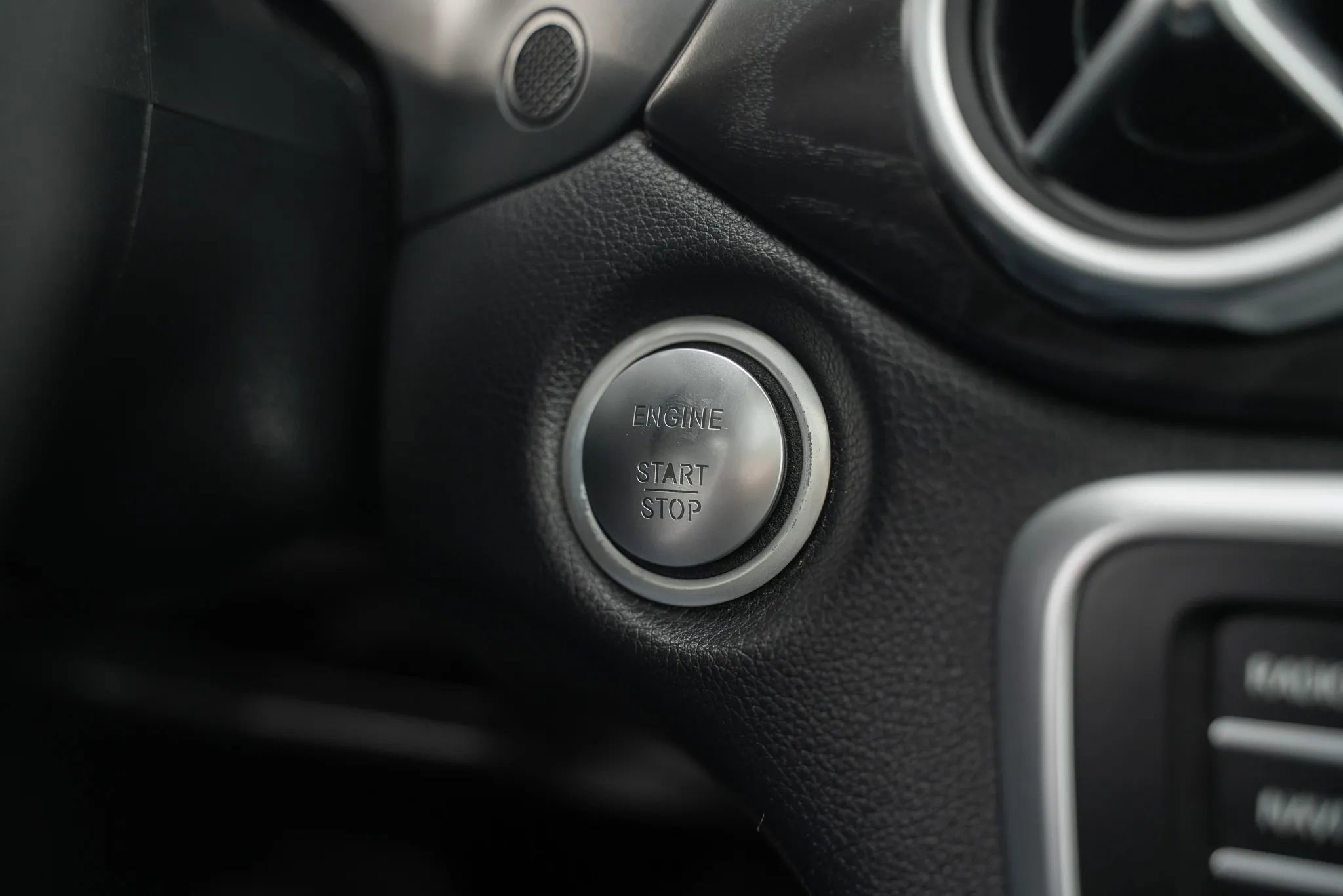 Used 2018 Mercedes-Benz GLA 250 GLA 250 4MATIC Sport Utility 4 image 30