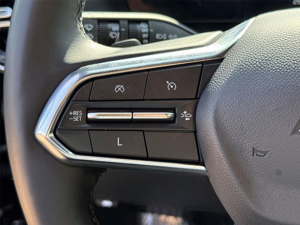 Used 2025 Chevrolet Equinox LT image 32