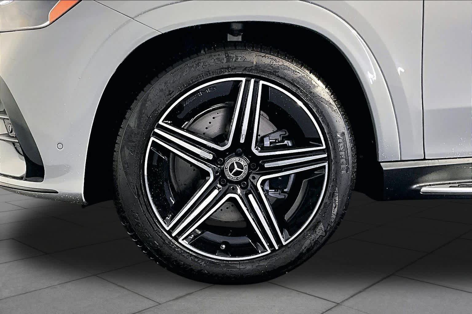 New 2026 Mercedes-Benz GLE 450 4MATIC image 17