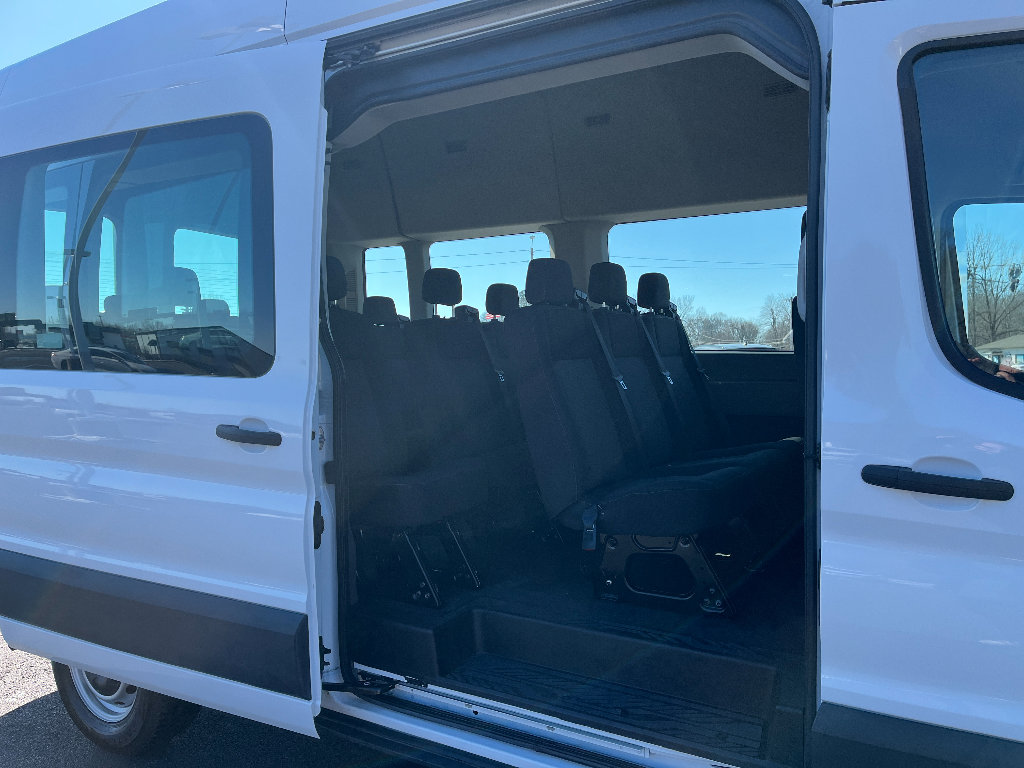 Used 2023 Ford Transit 350 XL image 13