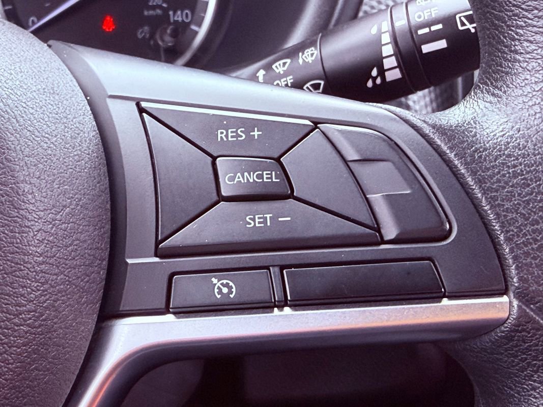 Used 2021 Nissan Kicks S image 30