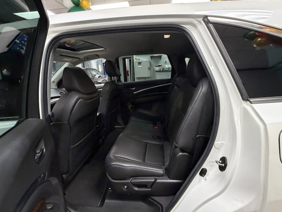 Used 2019 Acura MDX SH-AWD image 25