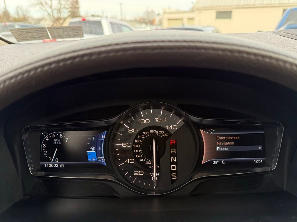 Used 2015 Lincoln MKX AWD w/ Equipment Group 102A image 19