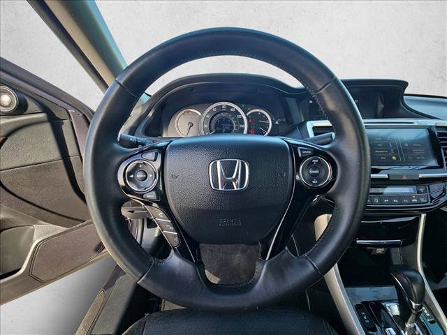 Used 2016 Honda Accord EX-L image 10