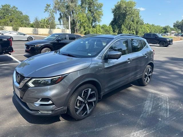 Used 2020 Nissan Rogue Sport SL w/ Premium Package FWD image 1