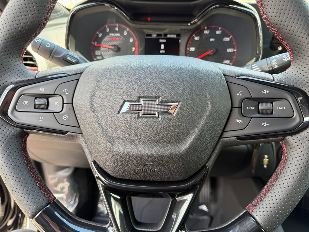 New 2026 Chevrolet Trax RS w/ Sunroof Package FWD image 19