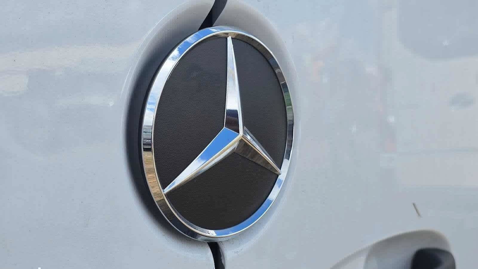 Used 2025 Mercedes-Benz Sprinter 2500 image 20