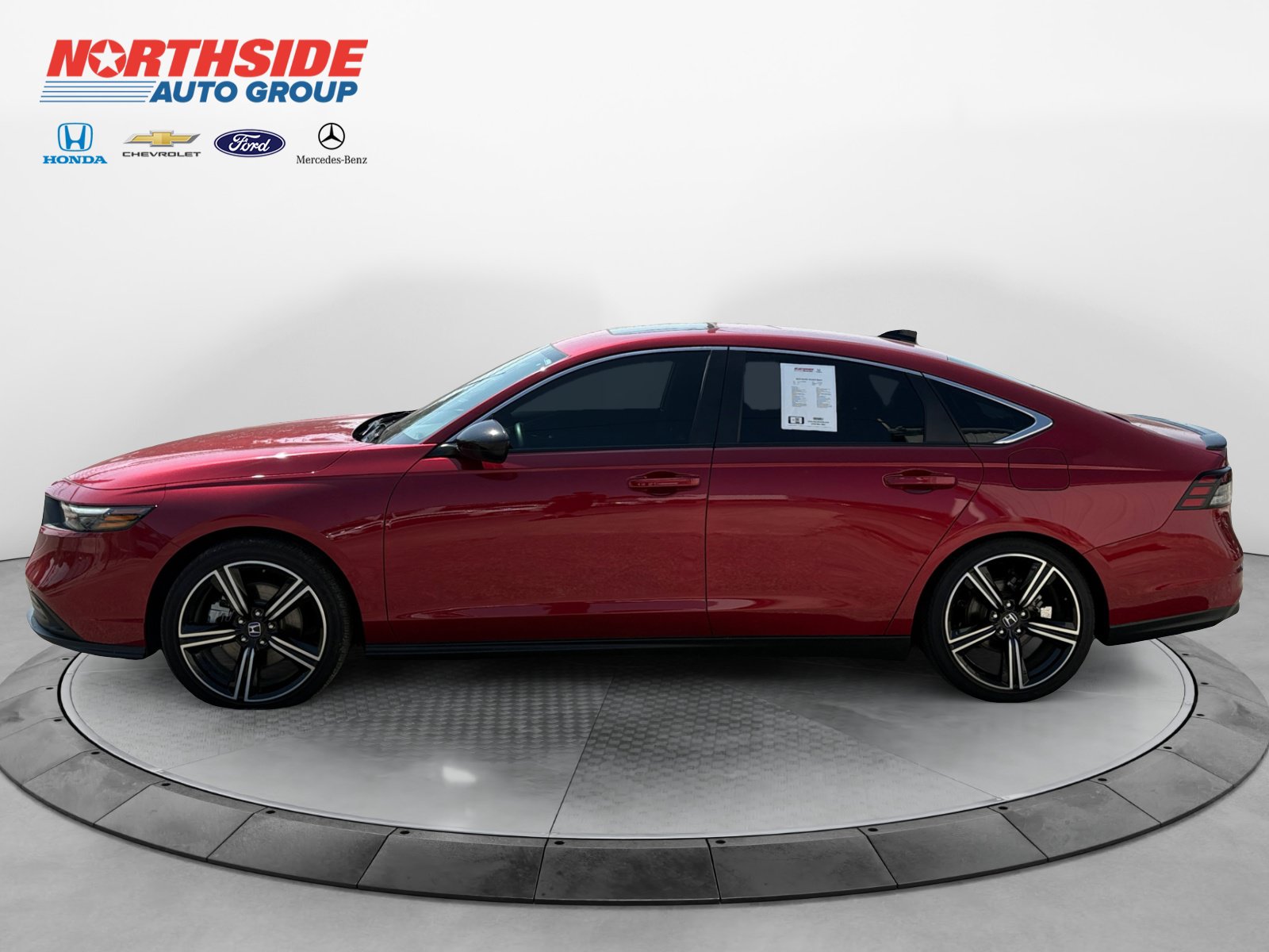 Used 2025 Honda Accord Sport image 4