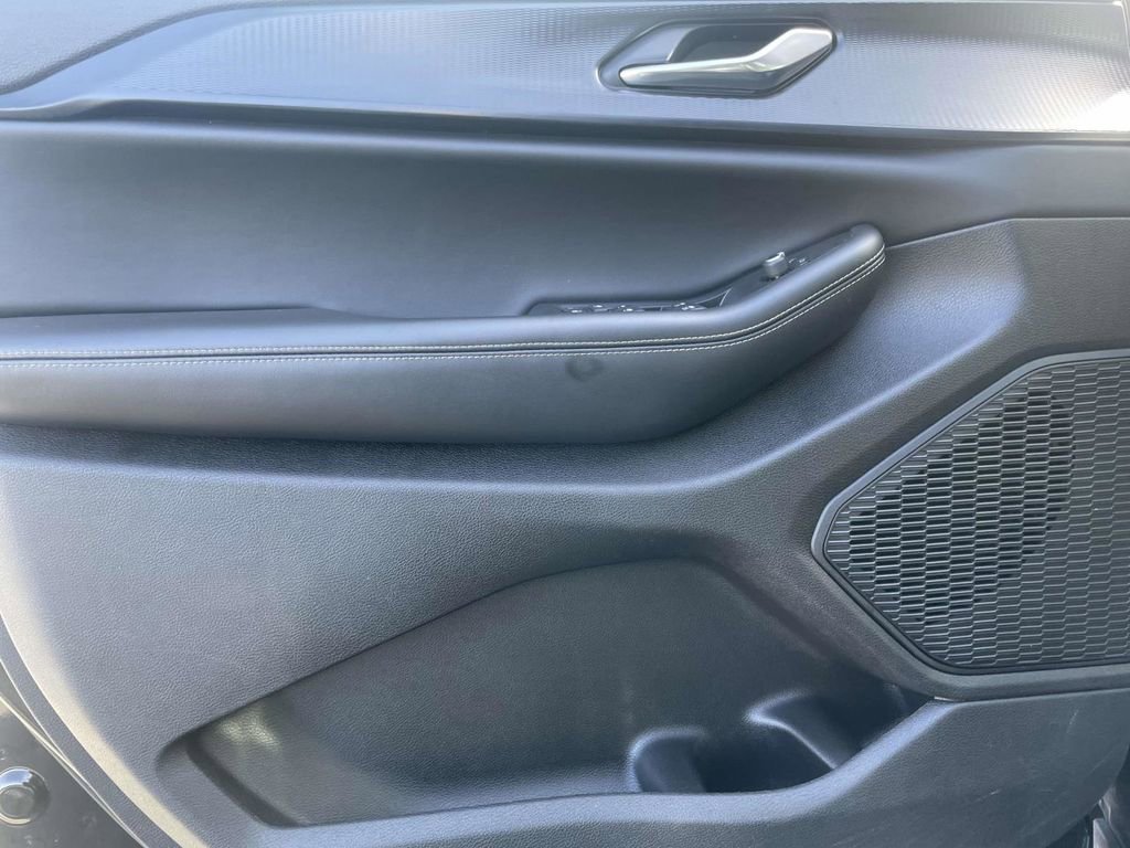 Certified 2025 Jeep Grand Cherokee Altitude image 26