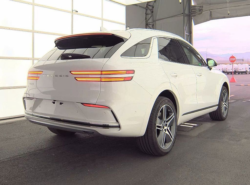 Used 2026 Genesis Electrified GV70 Prestige AWD/4WD image 2