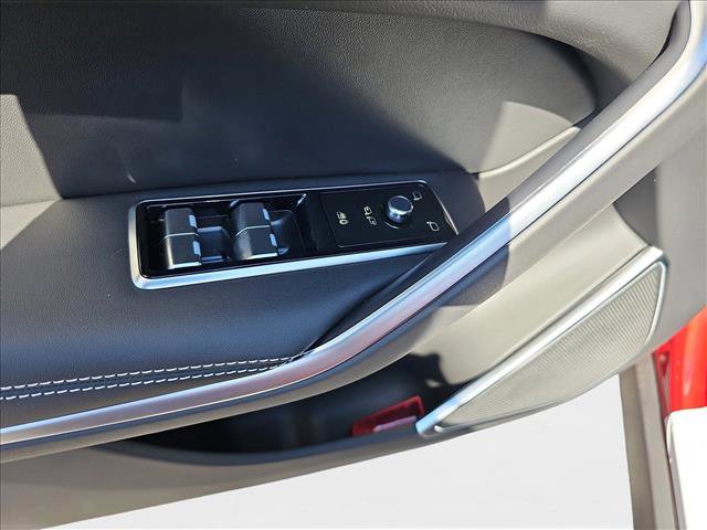 New 2026 Jaguar F-PACE R-Dynamic S image 24