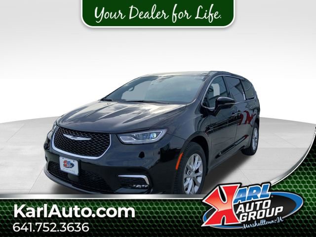 New 2026 Chrysler Pacifica Select