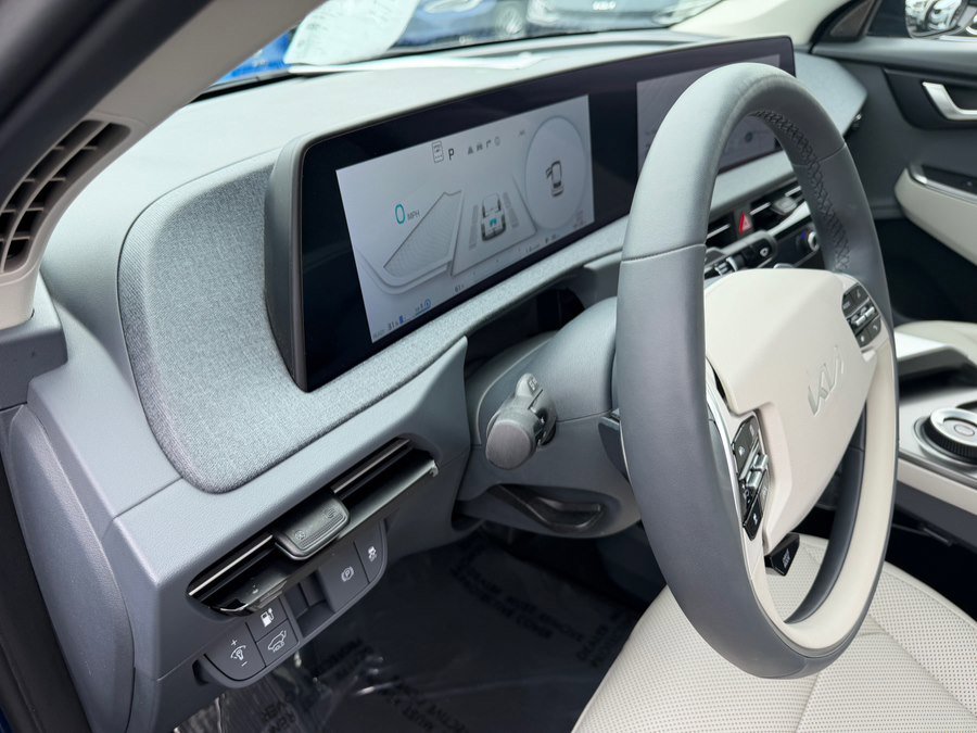 Used 2024 Kia EV6 Wind w/ Wind Technology Package AWD/4WD image 12