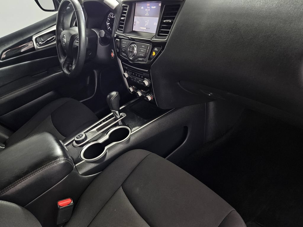 Used 2020 Nissan Pathfinder SV AWD/4WD image 29