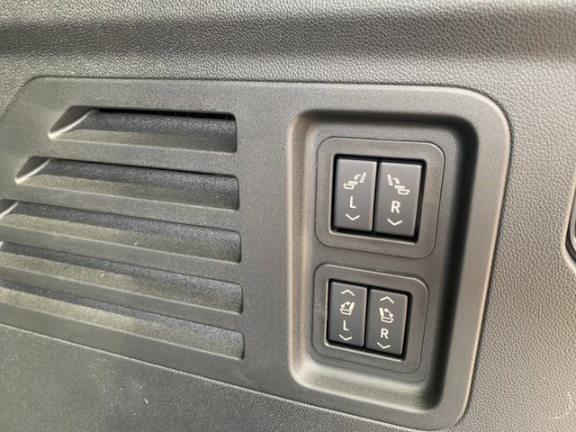 New 2026 Chevrolet Traverse RS image 14