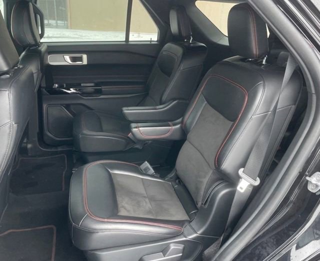 Certified 2023 Ford Explorer ST-Line image 10