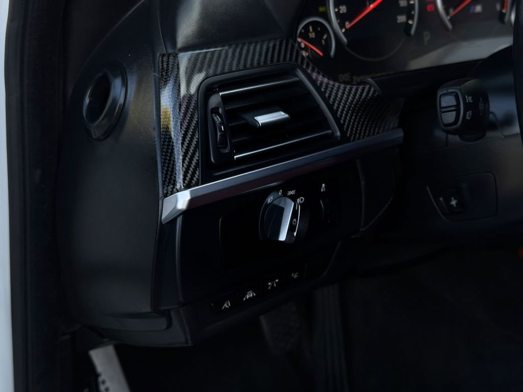 Used 2017 BMW M6 Coupe image 22