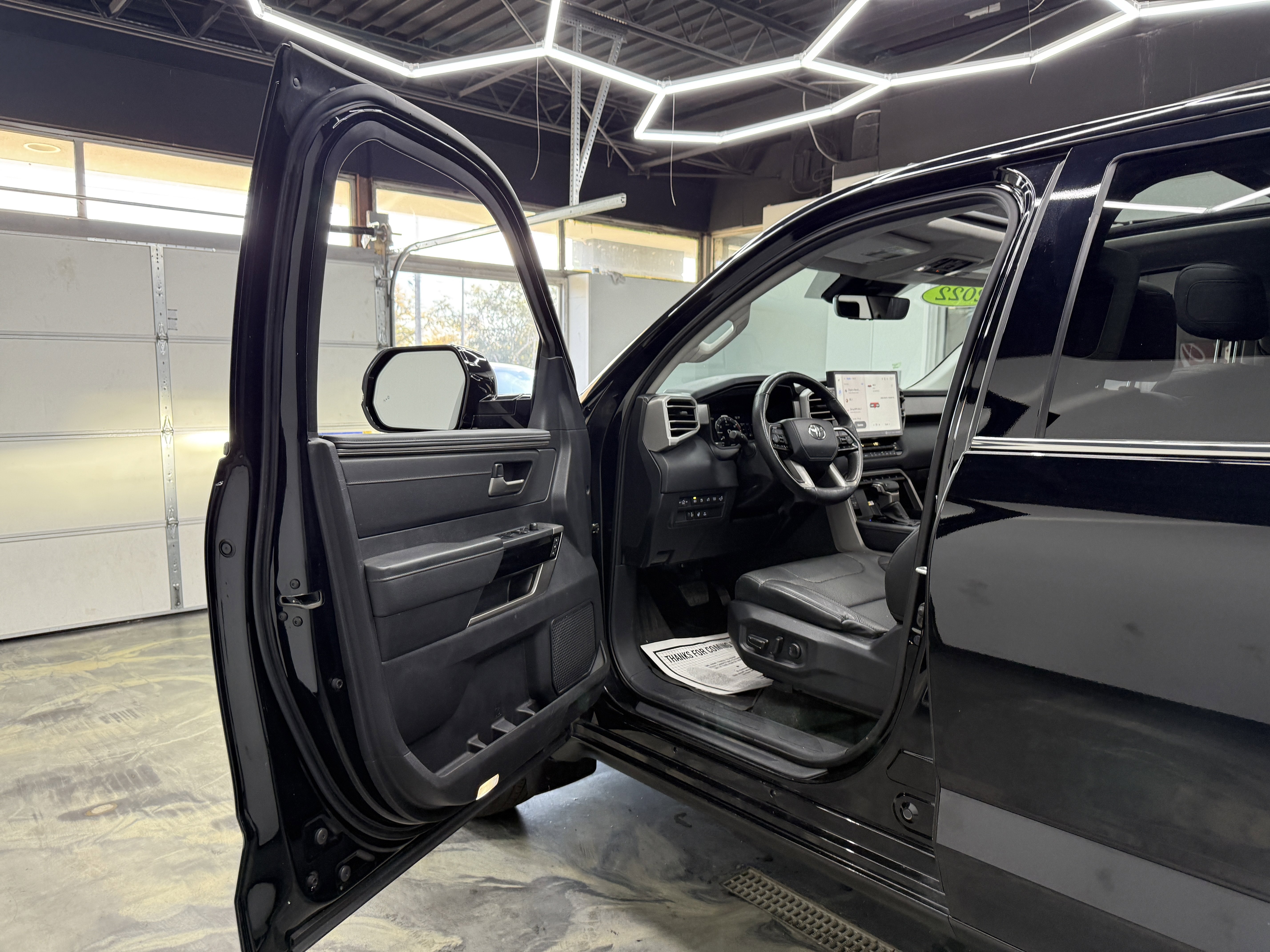 Used 2022 Toyota Tundra Limited image 10