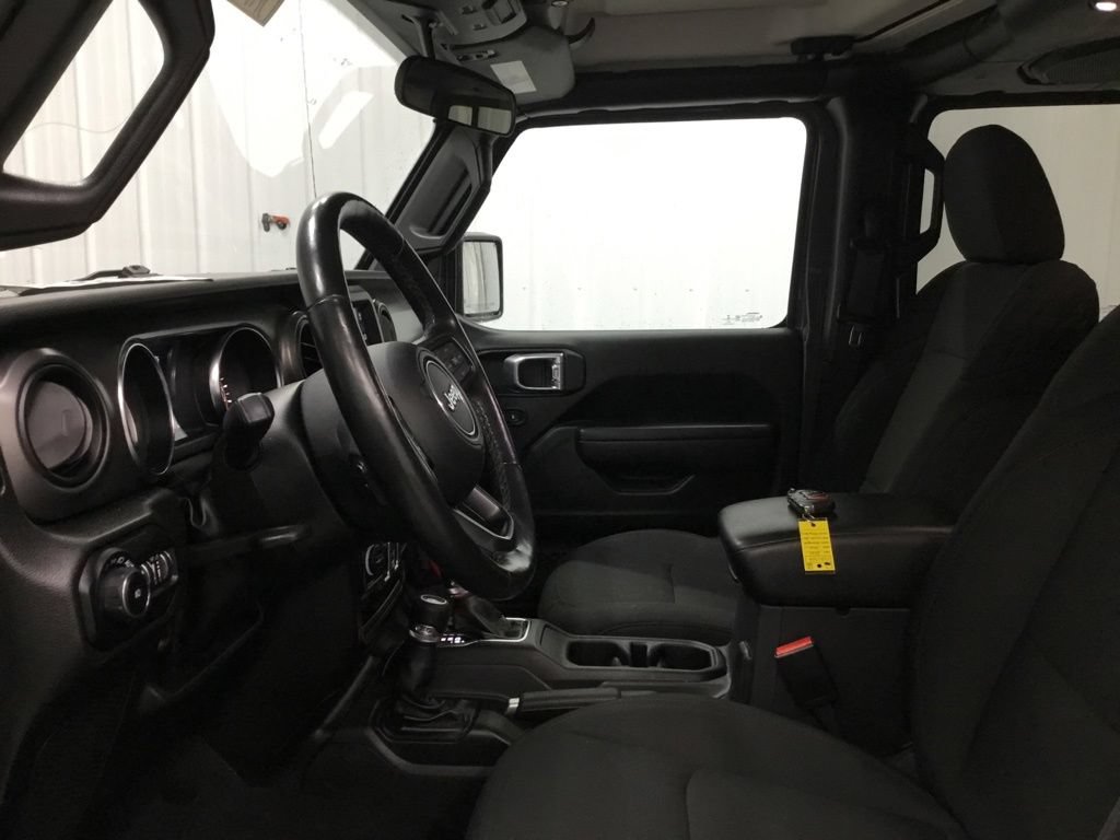 Used 2022 Jeep Wrangler Unlimited Sport AWD/4WD image 8