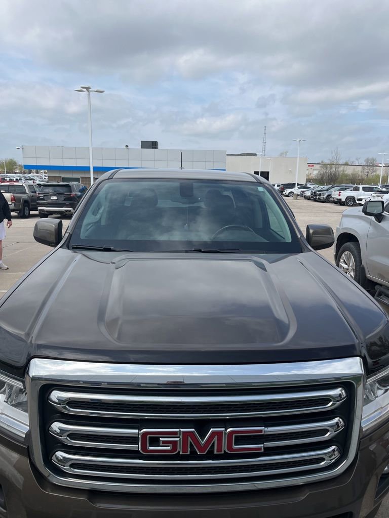 Used 2015 GMC Canyon SLE image 6
