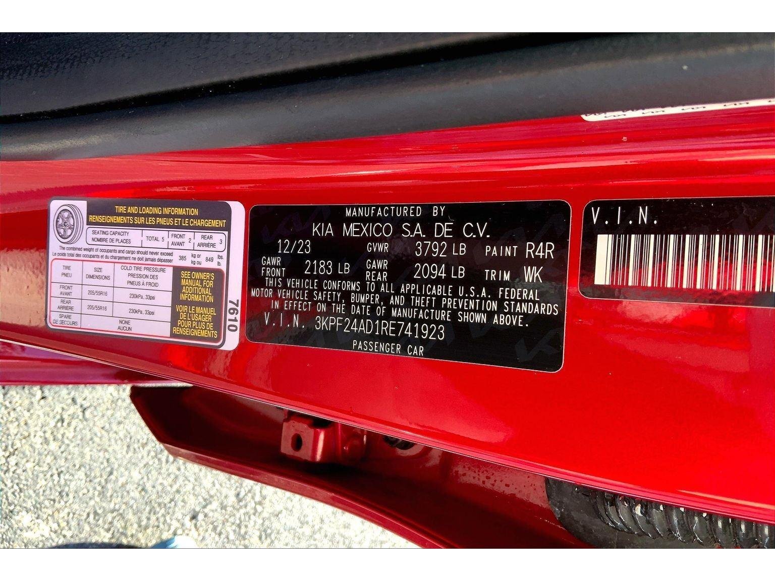 Used 2024 Kia Forte LXS image 27