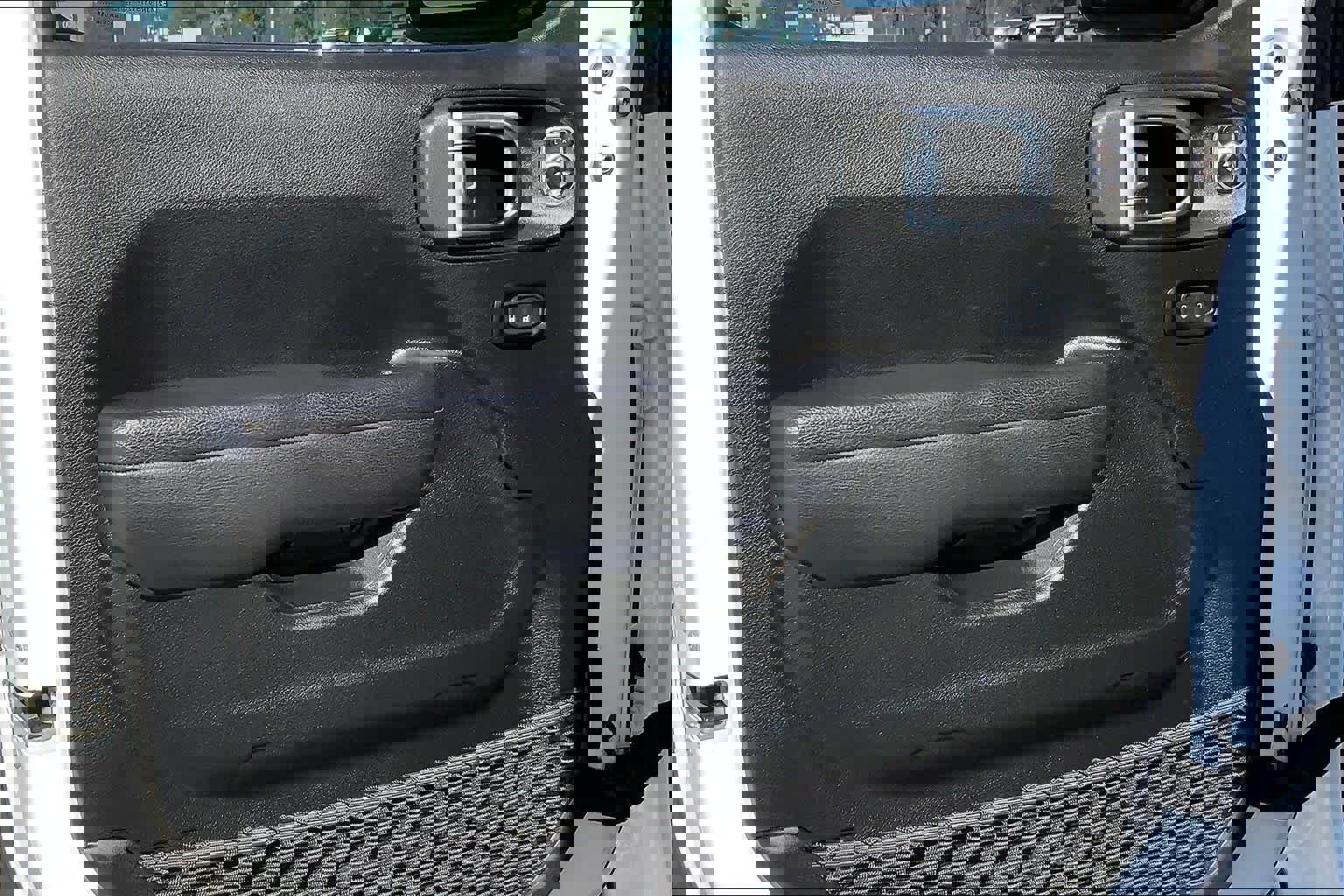 Used 2022 Jeep Wrangler Unlimited Sport image 21