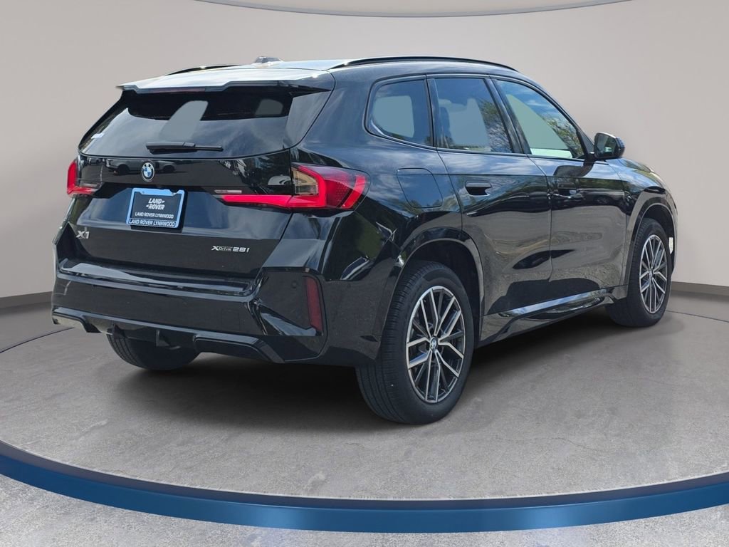 Used 2026 BMW X1 xDrive28i w/ M Sport Package AWD/4WD image 6