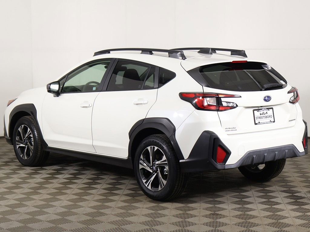 Used 2025 Subaru Crosstrek 2.0i Premium AWD/4WD image 9