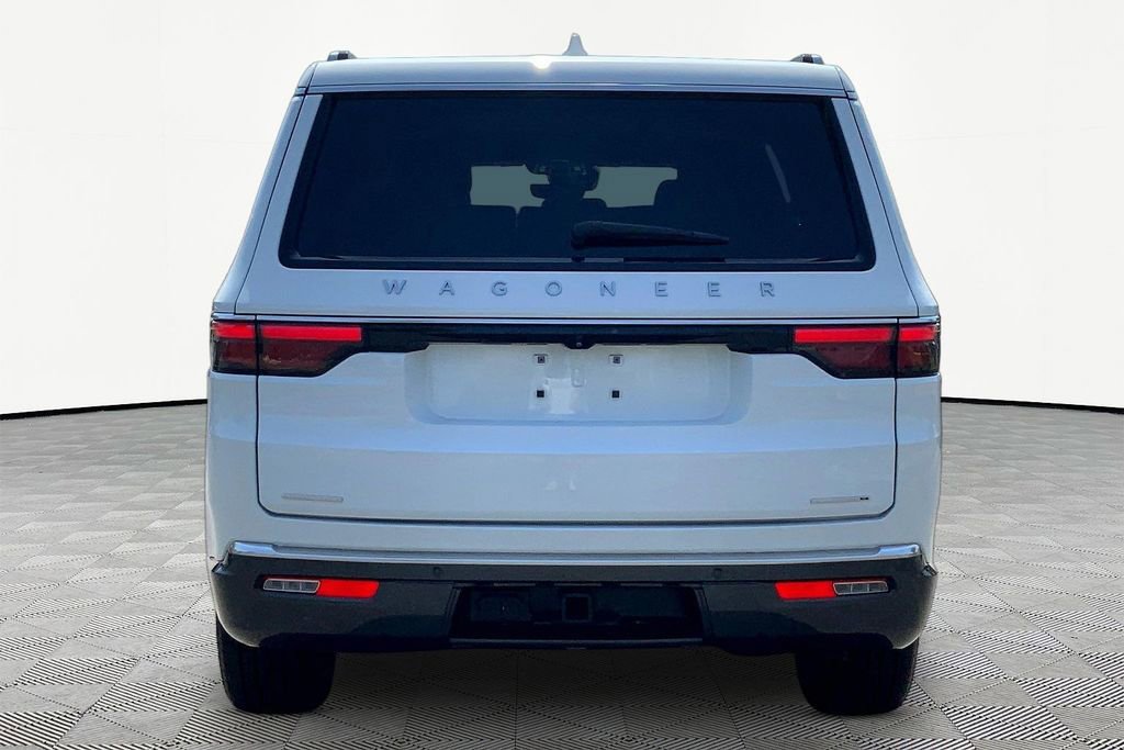 Used 2022 Jeep Wagoneer Series II AWD/4WD image 6