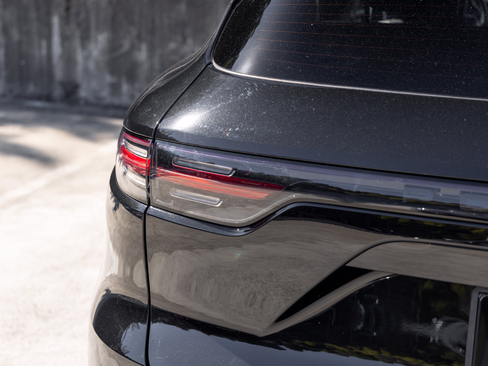Certified 2023 Porsche Cayenne S Platinum AWD/4WD image 18