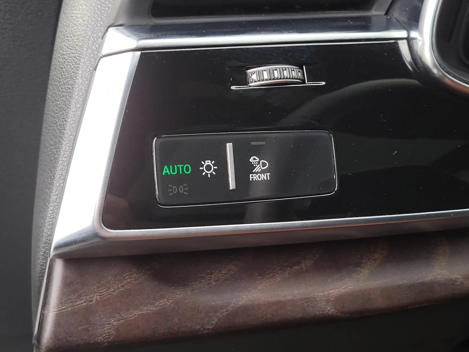 Used 2019 Audi Q8 Prestige w/ Adaptive Chassis Package AWD/4WD image 22