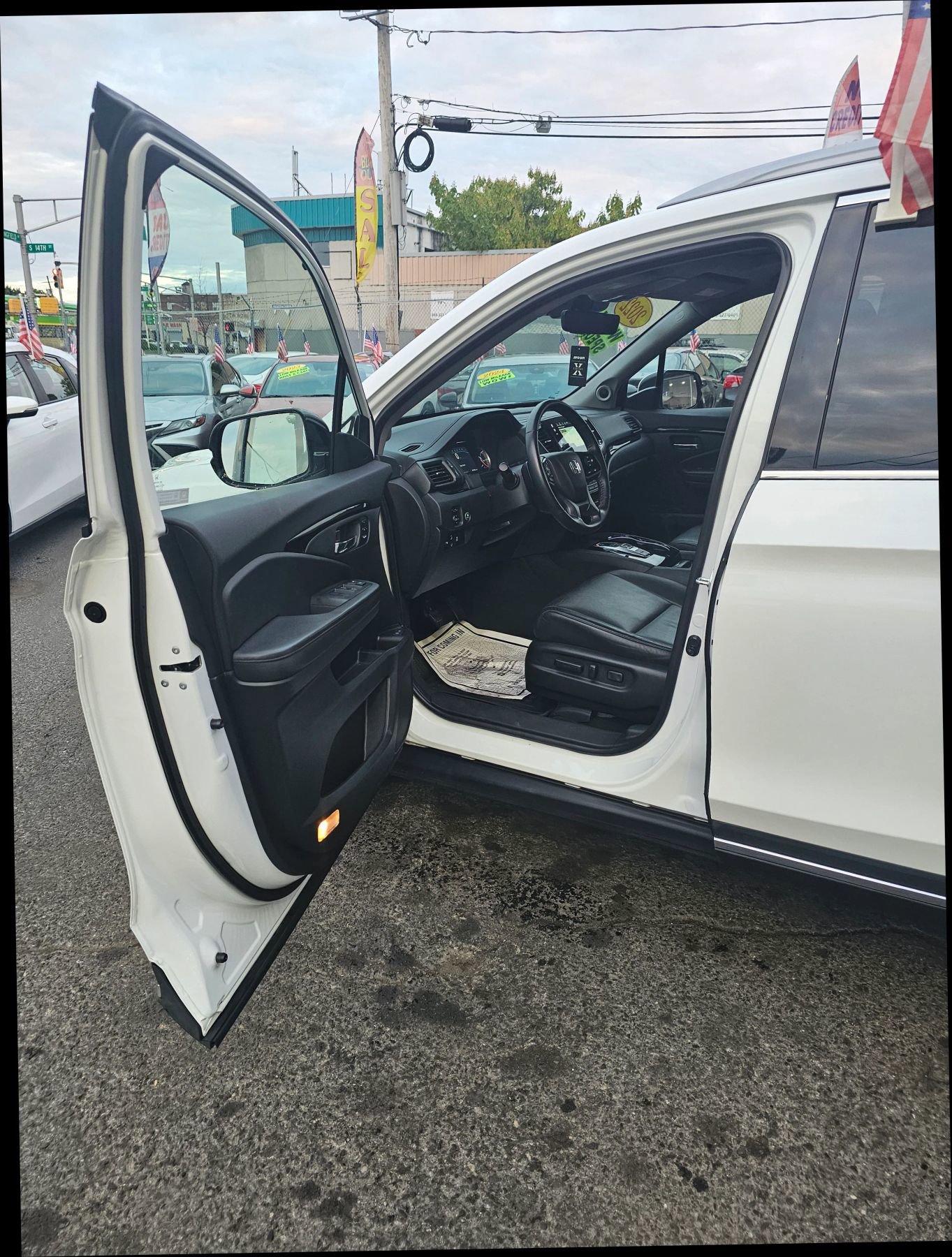 Used 2022 Honda Pilot Touring image 7